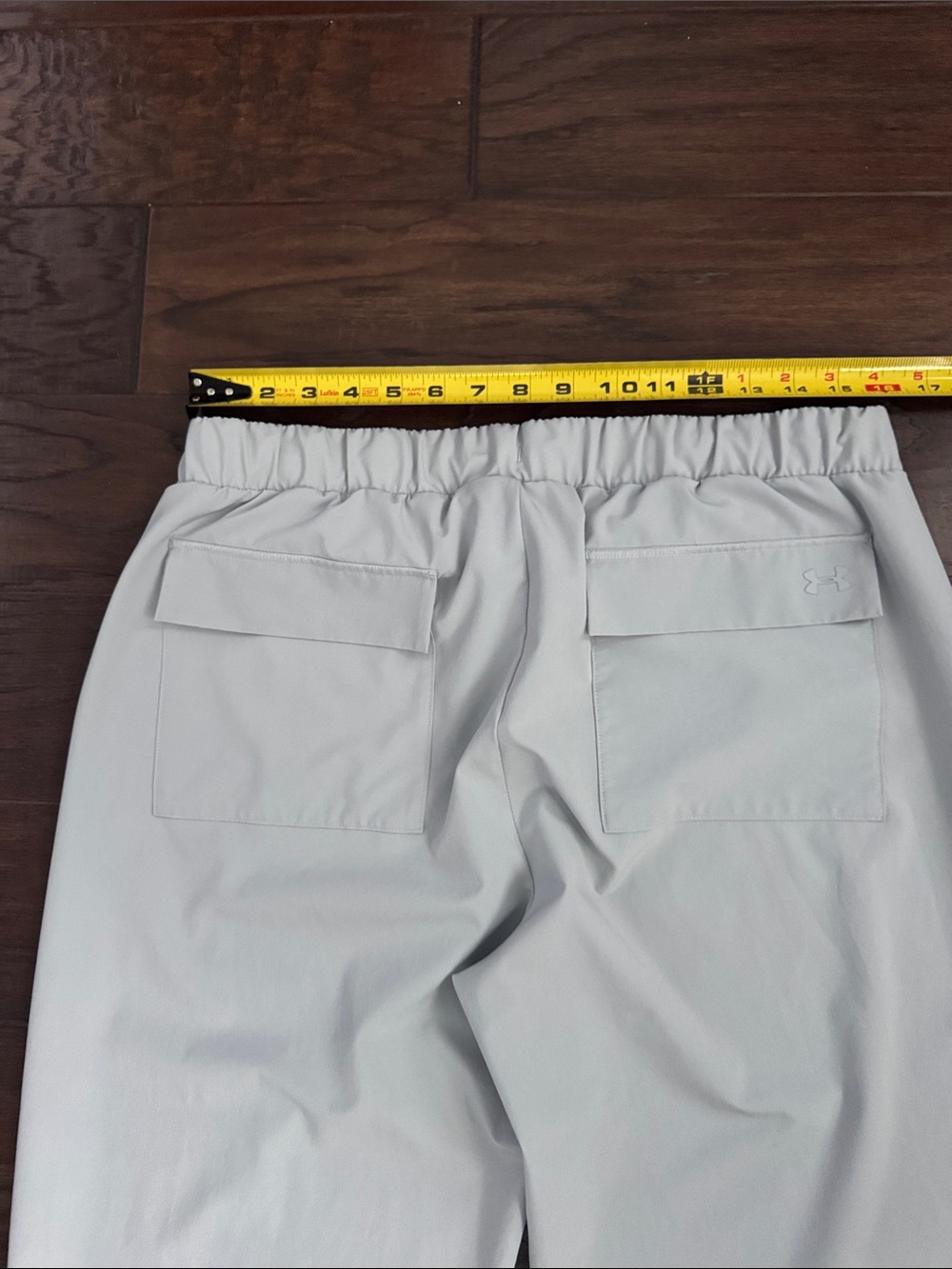 Women's UNDER ARMOUR Ankle Light Gray Drawstring Jogger Pants - Picture 8 of 9